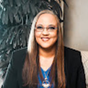 Meet your Posher, Shannon c.